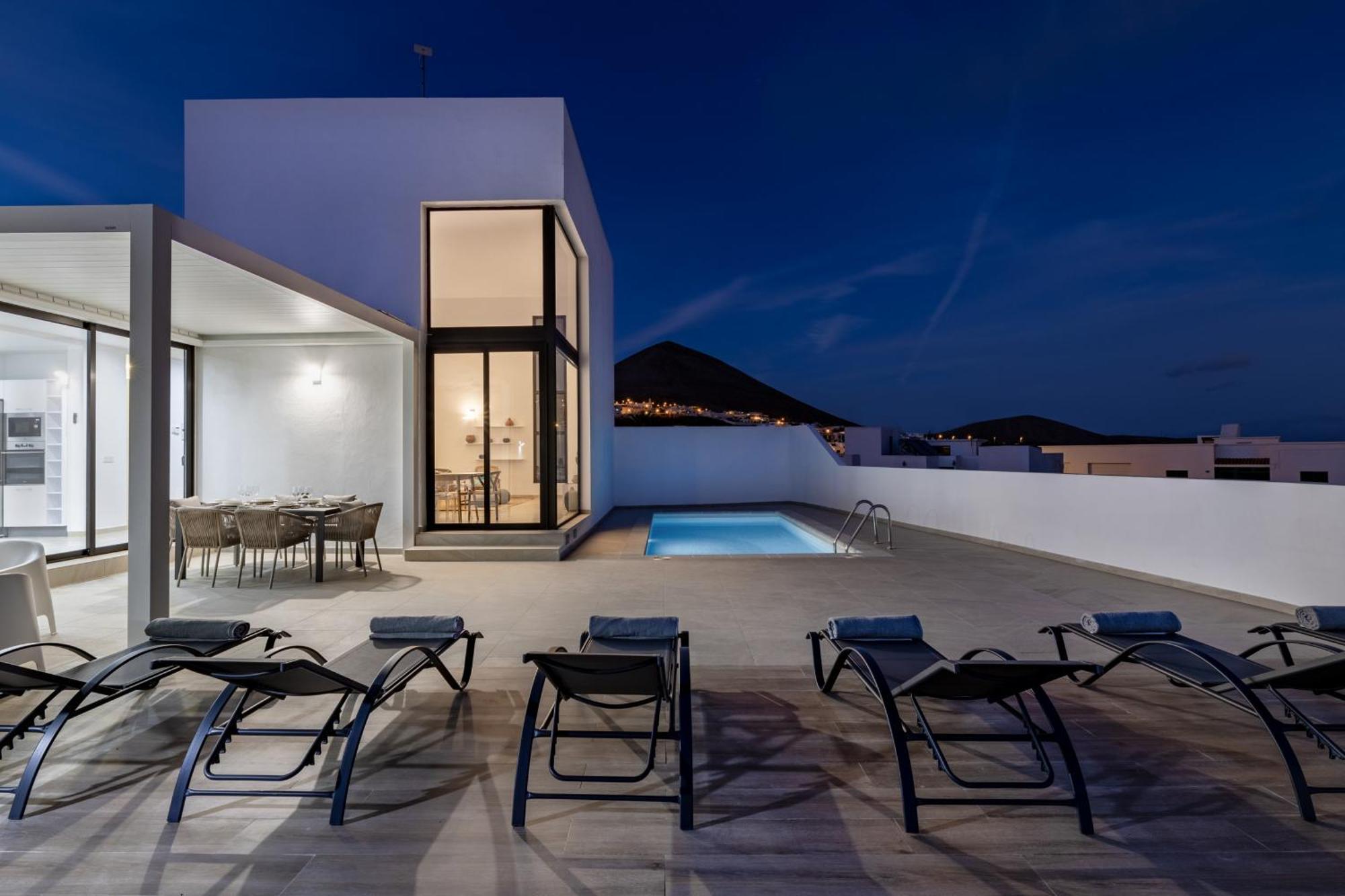 Casahost Fontaine Bleue Villa Тіас Екстер'єр фото