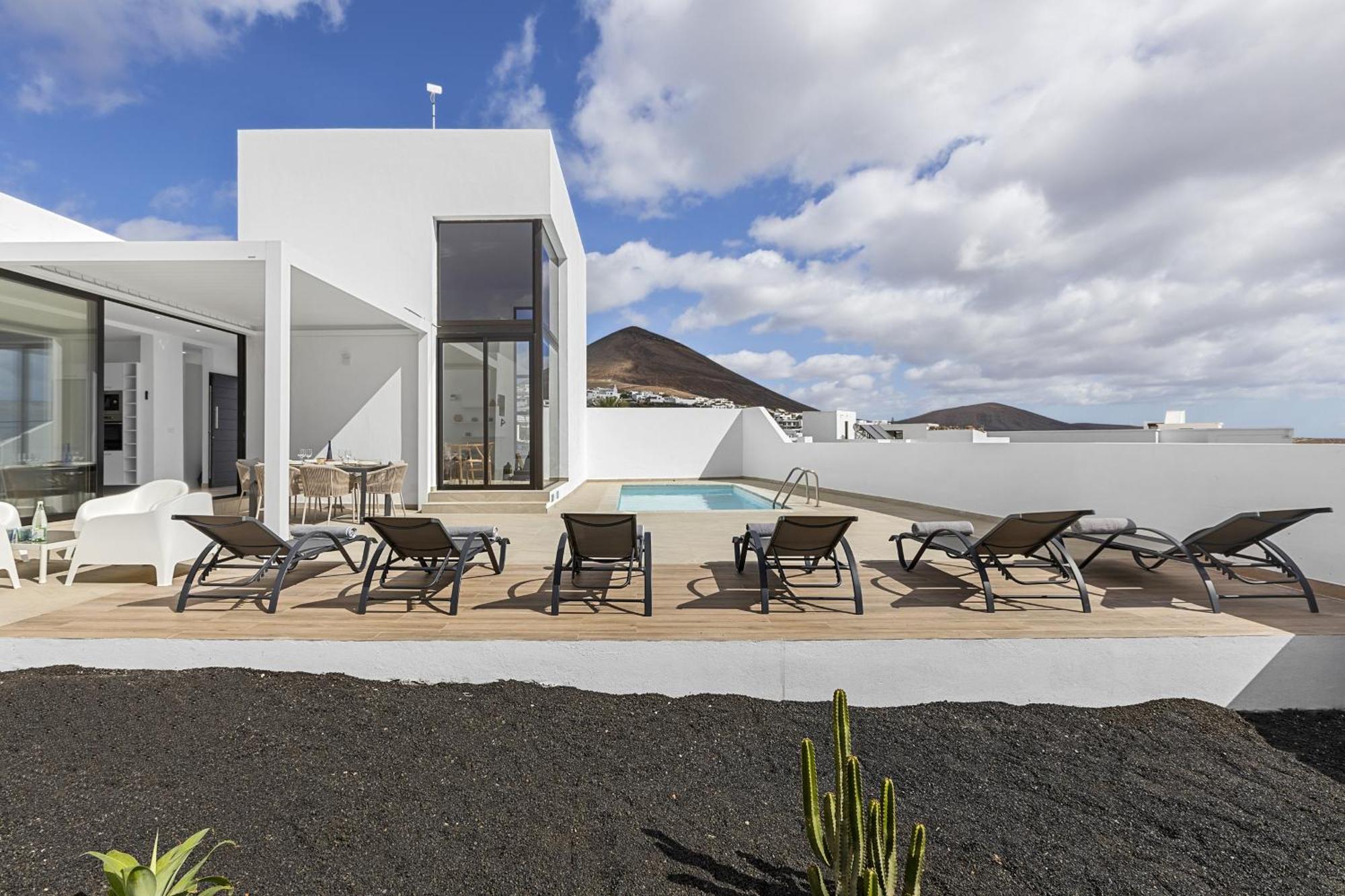 Casahost Fontaine Bleue Villa Тіас Екстер'єр фото